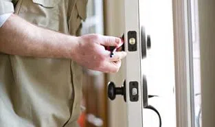 City Locksmith Store Minneapolis, MN 612-927-2285 - 9-Locks-Change